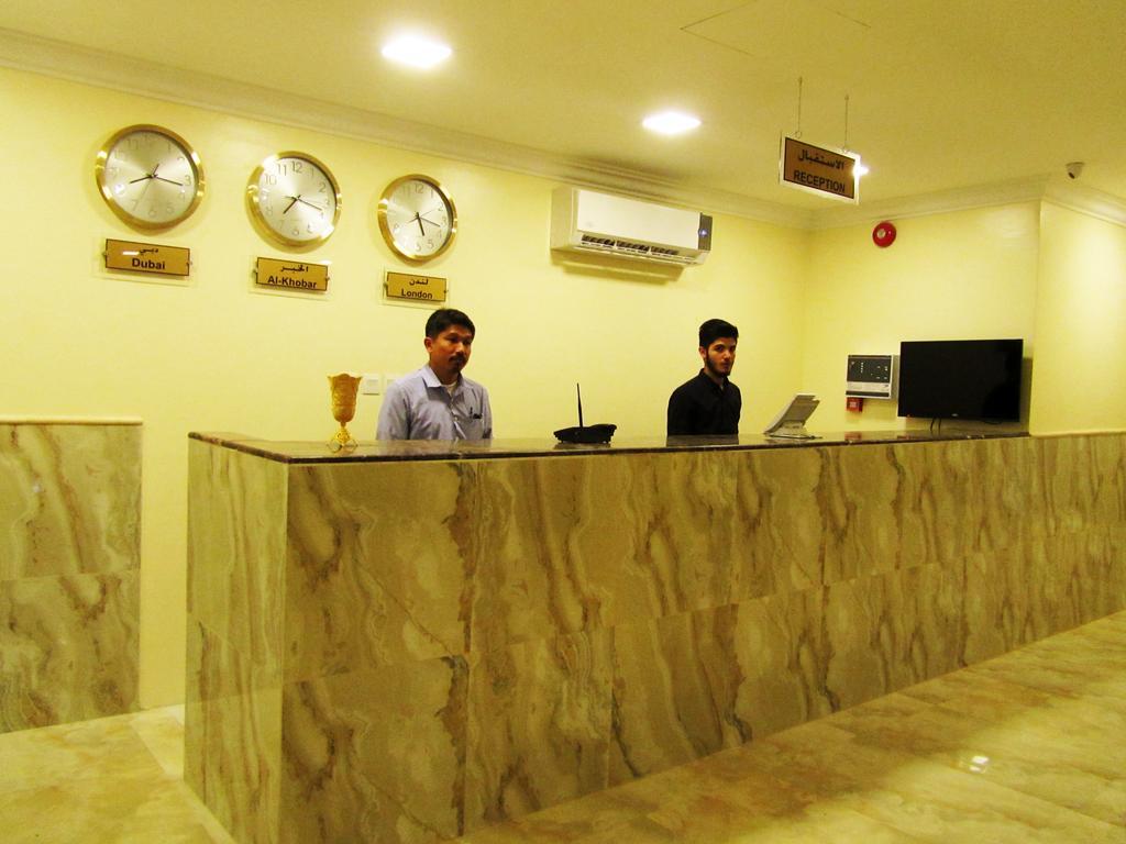 Jw Inn Hotel Nadinah Luaran gambar