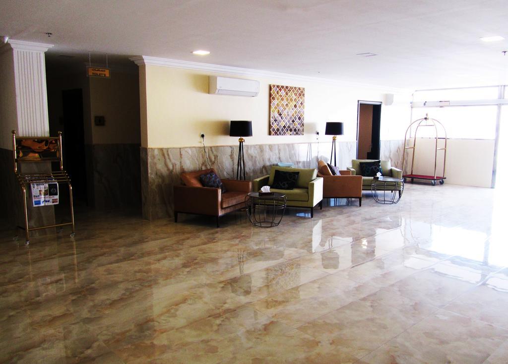 Jw Inn Hotel Nadinah Luaran gambar