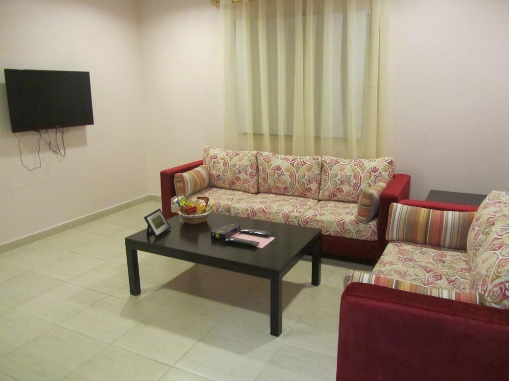 Jw Inn Hotel Nadinah Luaran gambar