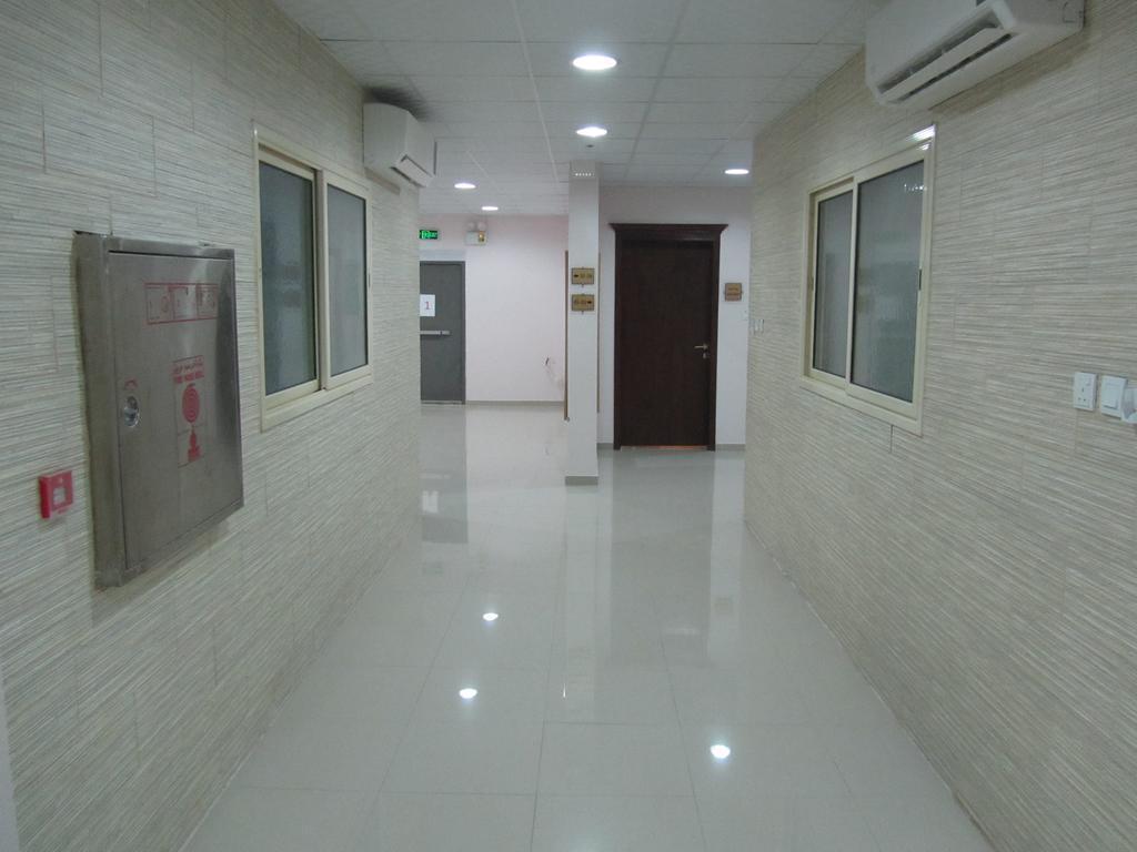 Jw Inn Hotel Nadinah Luaran gambar