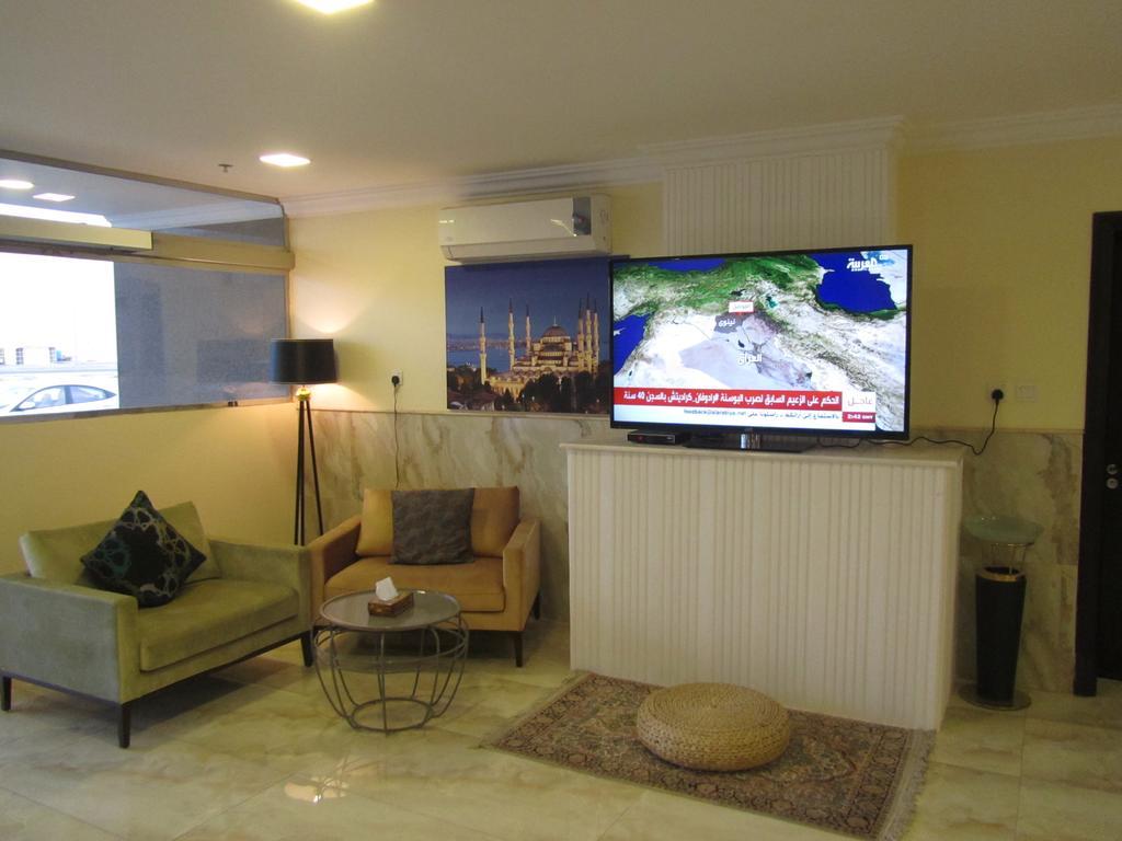 Jw Inn Hotel Nadinah Luaran gambar